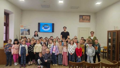 Z triedy do knižnice. Objavná výprava za zvieratami a vesmírom.